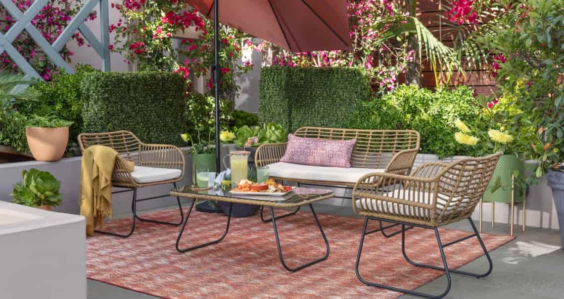 Patio Furniture Shops